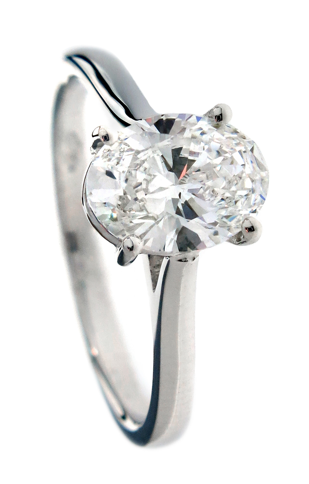 Oval cut solitaire diamond engagement ring