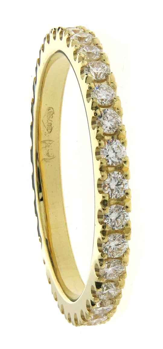 Diamond metro pave wedding ring in yellow gold 18k